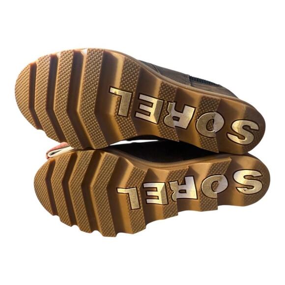 Sorel Joan of Arctic Enclosed Wedge Chelsea Boot Waterproof Brown Women size 8.5 - Picture 6 of 8